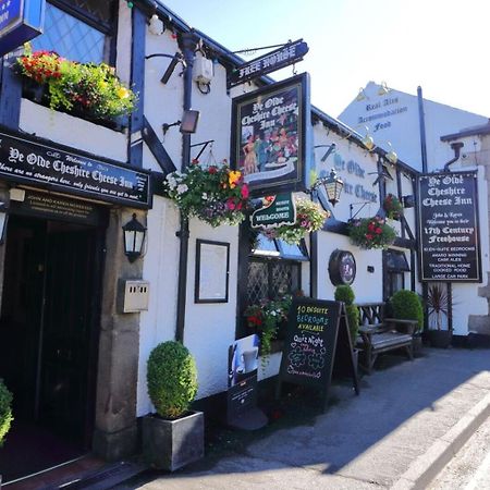 Ye Olde Cheshire Cheese Inn Castleton  Exterior photo